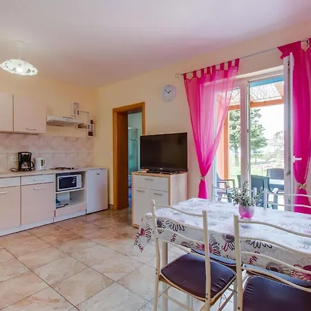 Casper Mit Terrasse- Garten Und Grill By Interhome Lejlighed Veli Lošinj