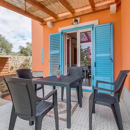 公寓 Casper Mit Terrasse- Garten Und Grill By Interhome Veli Lošinj